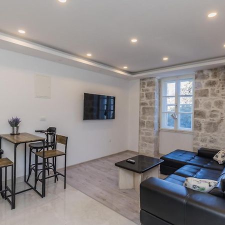 Seafront Apartments Karlo Kaštela 外观 照片