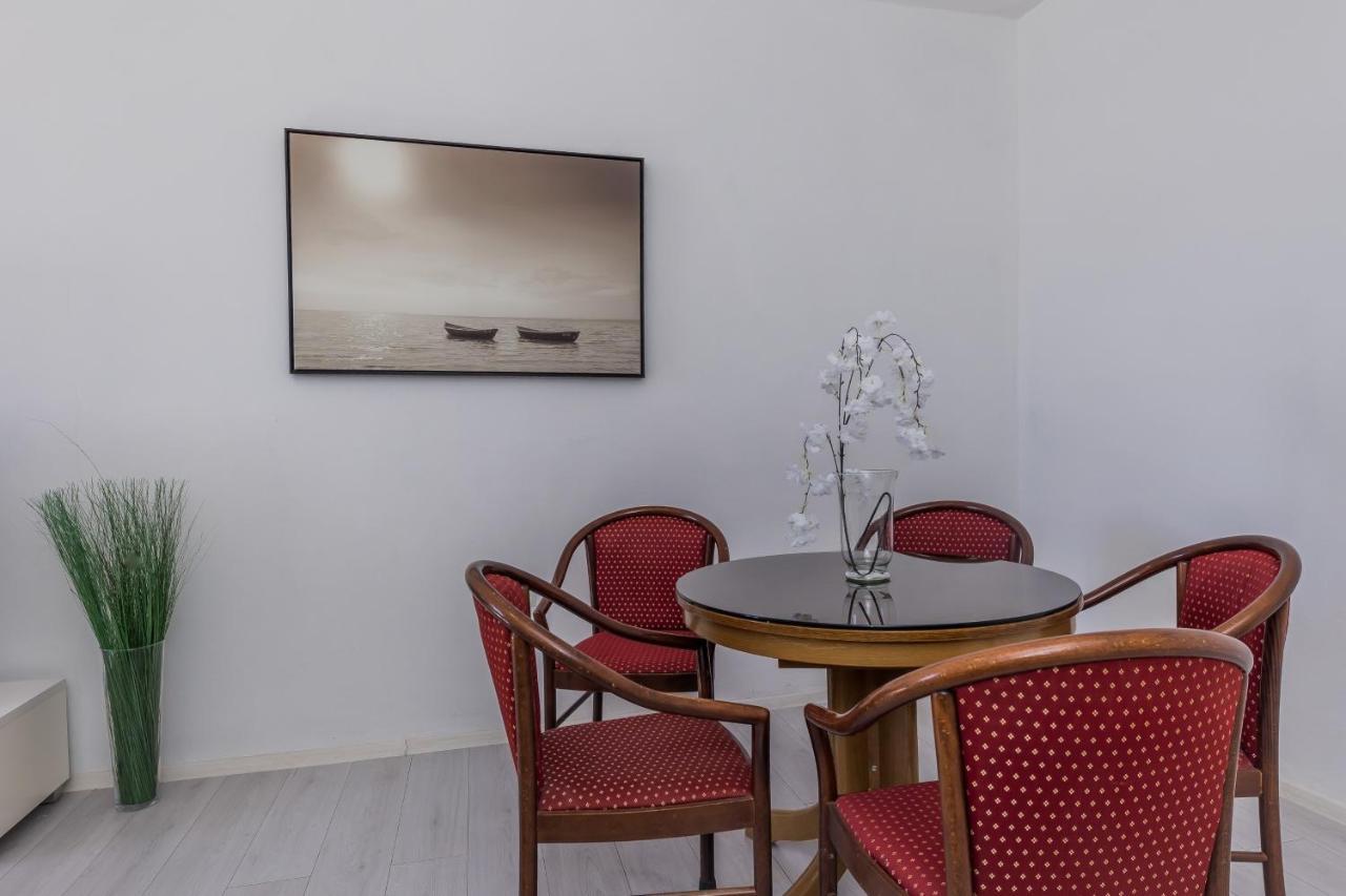 Seafront Apartments Karlo Kaštela 外观 照片