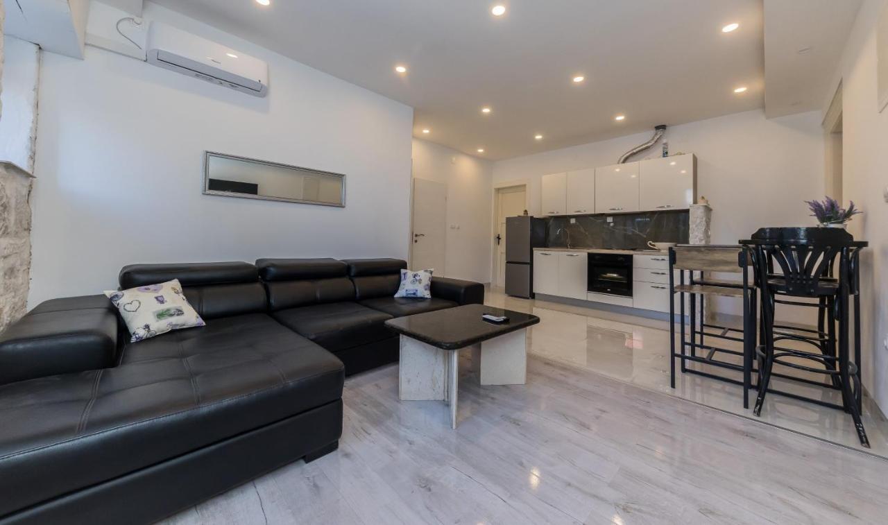 Seafront Apartments Karlo Kaštela 外观 照片